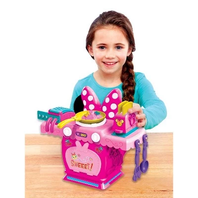 Disney Minnie Mold and Play Kitchen Set 4 Disney Minnie Mold and Play Kitchen Set - Image 2