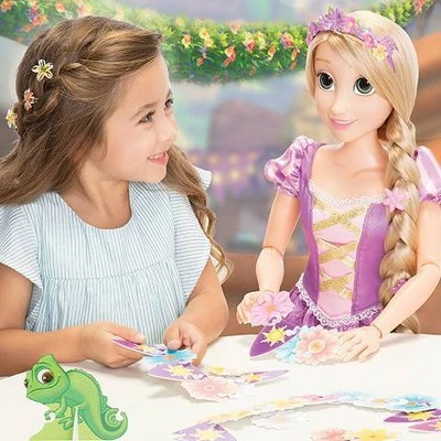 Disney Princess Playdate Rapunzel Doll 4 Disney Princess Playdate Rapunzel Doll - Image 2