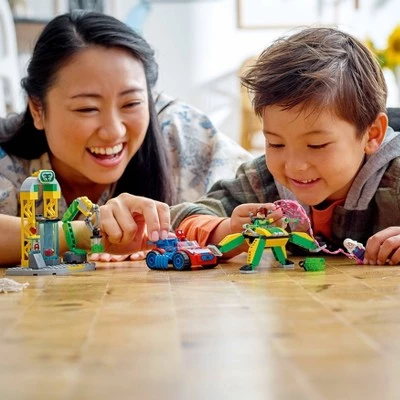LEGO Spidey Spider-Man at Doc Ocks Lab 10783 Building Set 4 LEGO Spidey Spider-Man at Doc Ocks Lab 10783 Building Set - Image 2