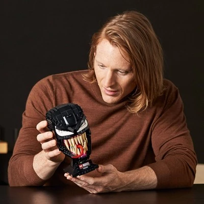 LEGO Marvel Spider-Man Venom 76187 4 LEGO Marvel Spider-Man Venom 76187 - Image 2