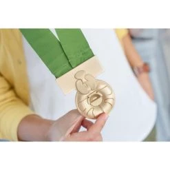 Toynk SalesOne LLC Star Wars Medal of Yavin Gold 24KT 1:1 Scale Licensed Prop Replica -Disney Toys Sales unnamed file 4600