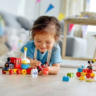 LEGO DUPLO Disney Mickey & Minnie Birthday Train Kids' Birthday Number Train Playset 10941 4 LEGO DUPLO Disney Mickey & Minnie Birthday Train Kids' Birthday Number Train Playset 10941 - Image 2