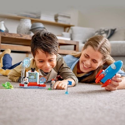 LEGO Disney Mickey and Friends Mickey Mouse & Minnie Mouse's Space Rocket Kit 10774 4 LEGO Disney Mickey and Friends Mickey Mouse & Minnie Mouse's Space Rocket Kit 10774 - Image 2