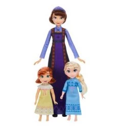 Disney Frozen 2 Arendelle Royal Family Fashion Doll Set (Target Exclusive) -Disney Toys Sales unnamed file 906